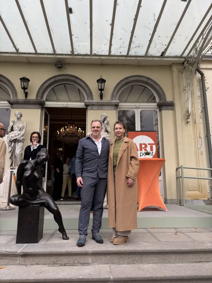 Groepexpositie winnar Yelena Bondarenko met Erwin Verfaillie kasteel Borluut 2025