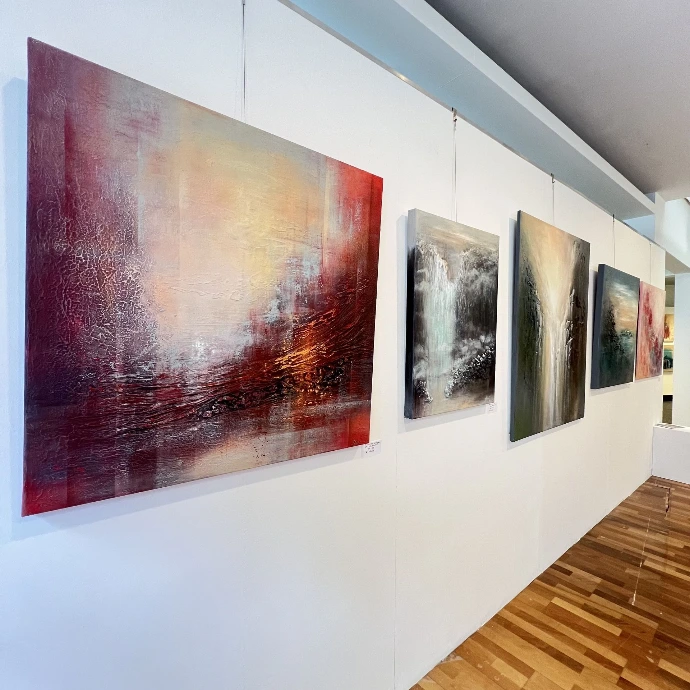 Yelena Bondarenko Sarg Art Gallery